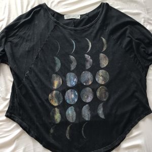 Light flowy moon shirt - Project Social T